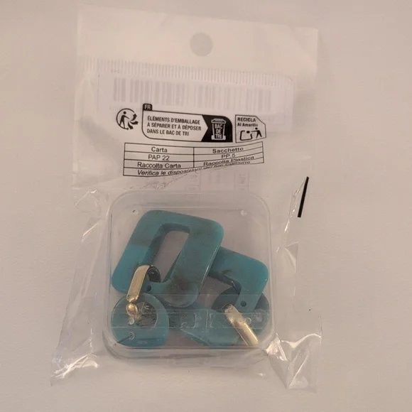 Elegant Turquoise Dangle Earrings - Picture 8 of 8